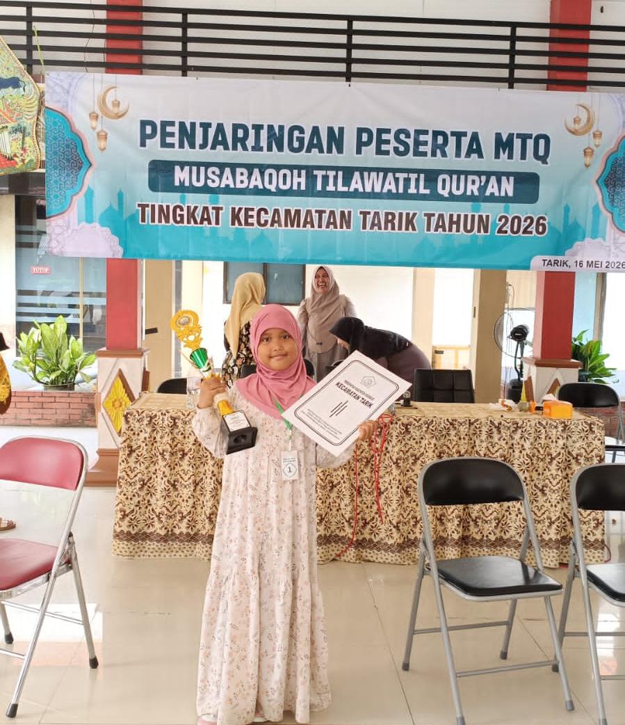 JUARA 1 MUSABAQOH TILAWATIL QUR'AN KATEGORI ANAK KECAMATAN TARIK TAHUN 2026
